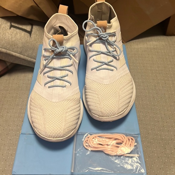 Gently used worn 5 times Sz 10 Kith X Ace Tango 17.1 Pure Control ‘Flamingo Wht’ - Picture 1 of 7